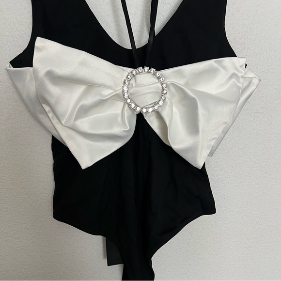 NEW Revolve NBD Cella Bodysuit Black & Ivory Bow Halter Tank Top Size Small NWT - Picture 5 of 11
